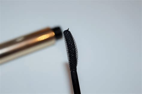 Dolce and Gabbana Passioneyes Waterproof Mascara Review.